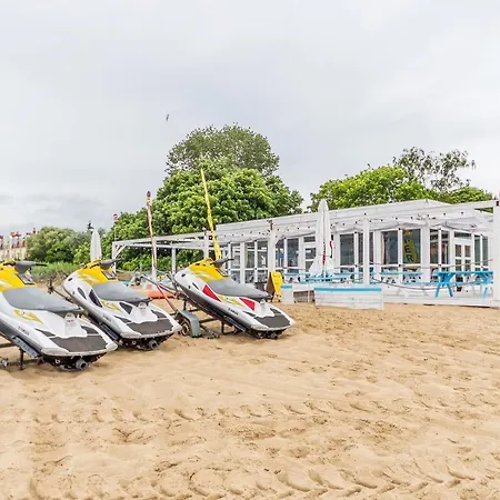 Sloneczny Przy Plazy Appartement *