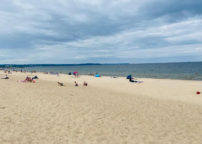 Lägenhet Sloneczny Przy Plazy Gdańsk